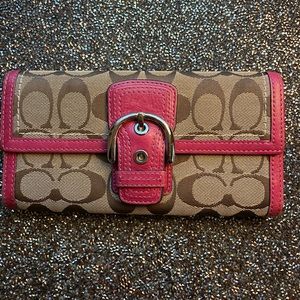 Coach Signature Wallet